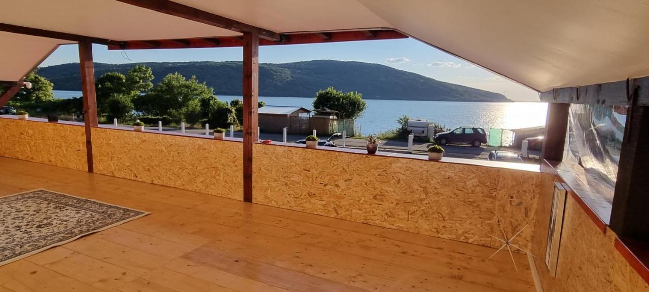 Vila Legrand Bazias Bagian luar foto